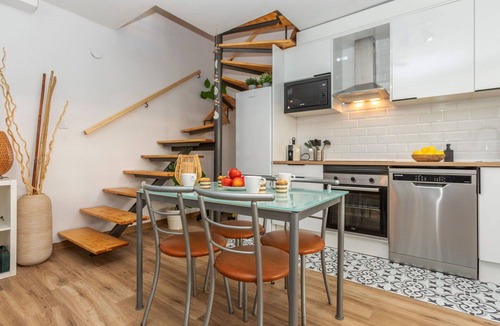 Cunit House | Wonderful villa for 6 people with A/C, WIFI, TV and terrace