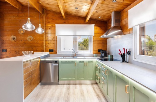 Caravaca de la Cruz House | Wooden Cabin Cortijo la Jimena 2 (with private pool)