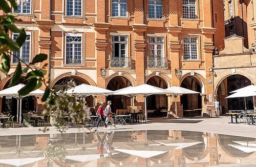 Montauban Apartment | Work & Relax