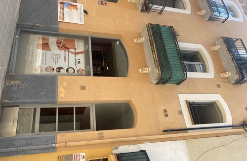 Banyoles Apartment | Yo estaré siempre disponible sea vía watsap o movil.