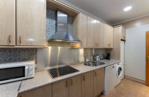 Ensanche Centro Apartment | Your Sunny Home in Málaga