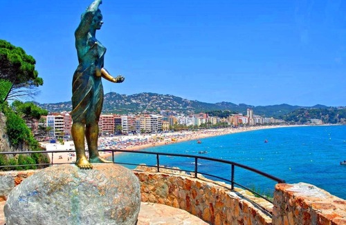 Lloret Town Center Apartment | ZODIAC AB 2C PRIMERA LINEA DEL MAR