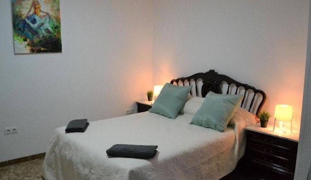 1 bedroom Apartment with Gallery Balcony Free Netflix, air conditioning