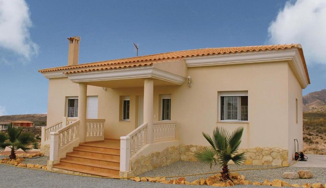 3 Bedroom Amazing Home In Monnegre