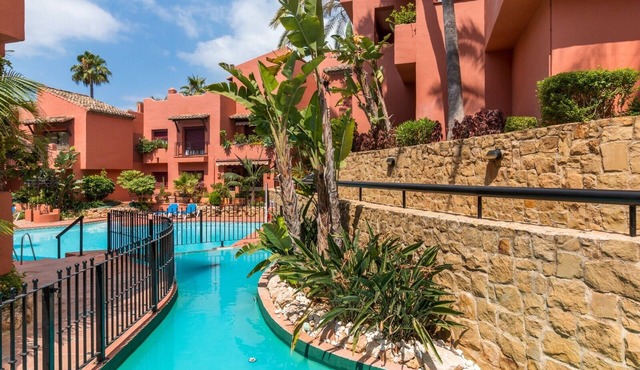3 Bedroom-beach-pool-sauna-gym