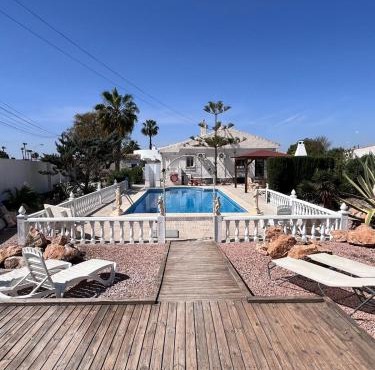 Adrians Pool Villa