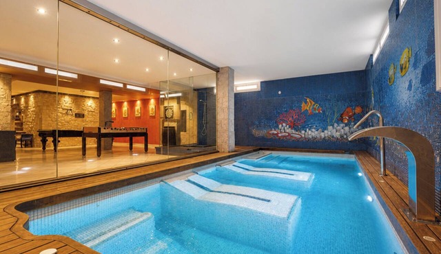 Alameda Villa | Pool | Indoor Spa | Golf | Gym