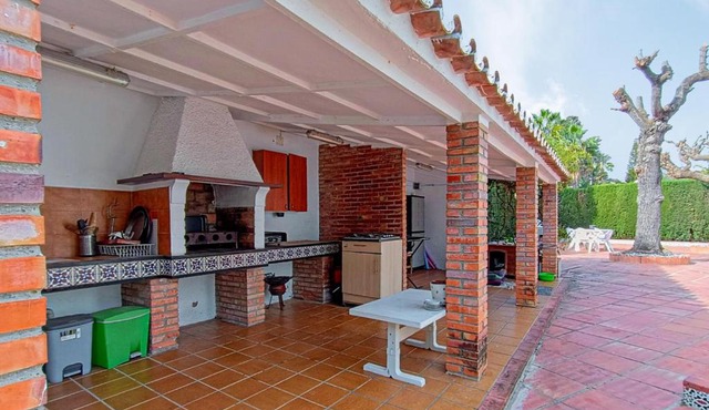 Amazing Home In Malaga