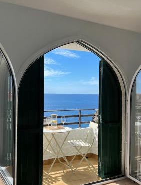 Apartamento con espectaculares vistas al mar