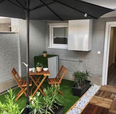 Apartamento con Jardin y Garaje