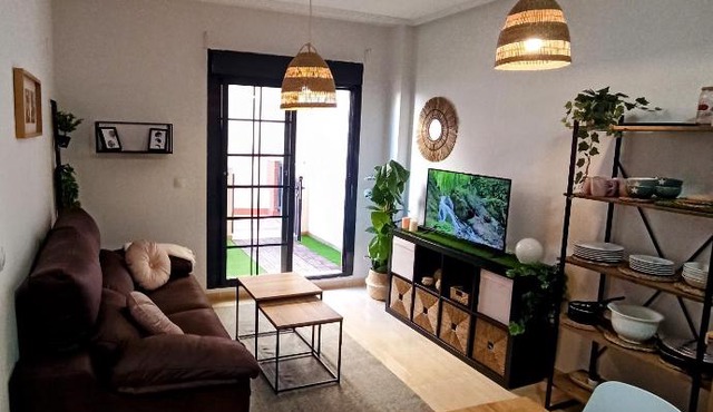 Apartamento con Piscina Terraza y Parking