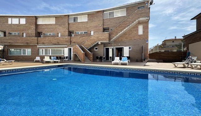 Apartment 5 minutes walk from Riells beach