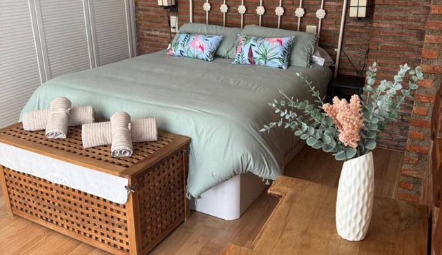 Apartment 'Alcalá Zona Centro Duplex' with Balcony, Wi-Fi and Air Conditioning