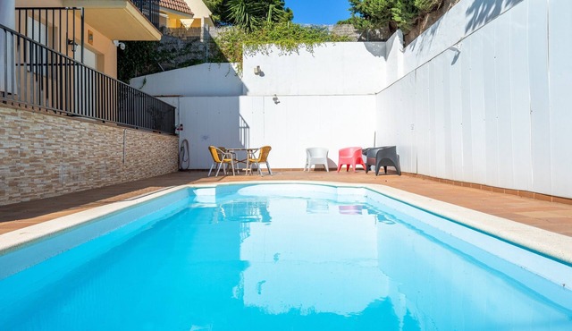 Apartment 'Dorada 1-2' with Shared Pool, Shared Garden and Wi-Fi