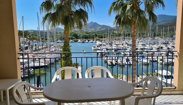 Apartment for 6 with parking in Argelès-sur-Mer