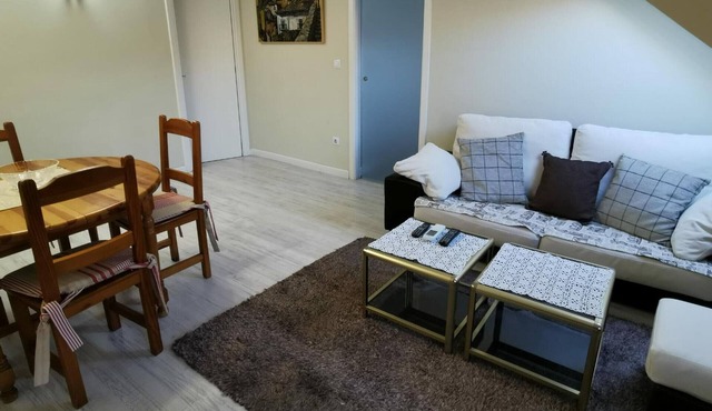 Apartment Jaca, 3 bedrooms, 6 persons