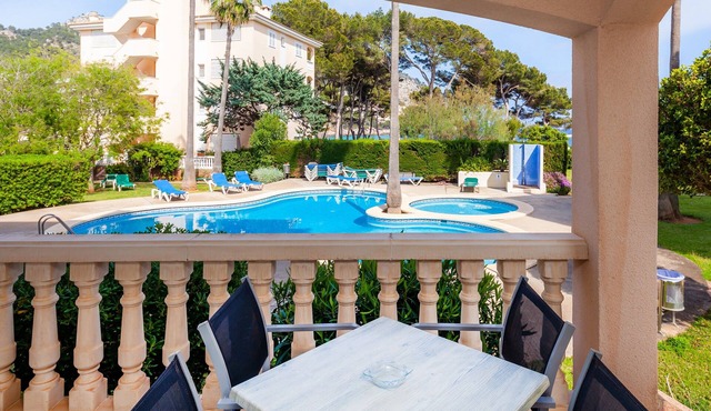 Apartment 'Oro del Mar IV 01' with Shared Pool, Garden, and Wi-Fi