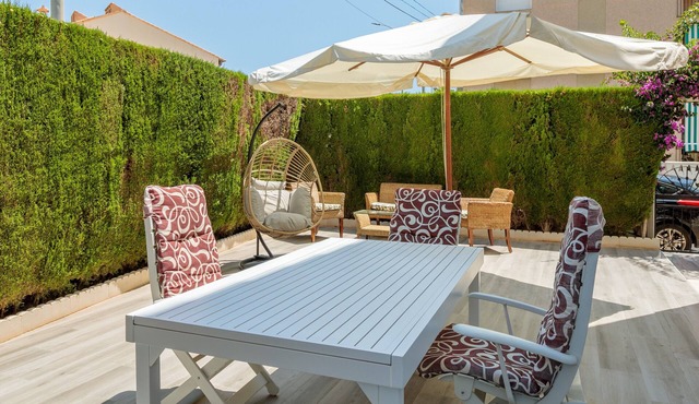 Apartment 'Palmera V' with Private Terrace and Private Garden