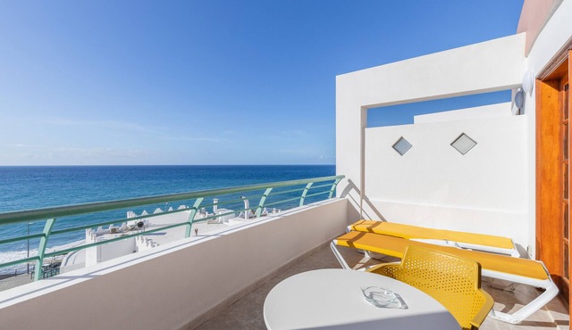Apartment 'Playa Delphin 306' with Sea View, Balcony and Wi-Fi