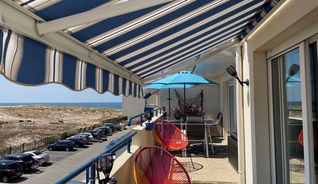Appart: T3 Front DE MER -orienté SUD - Terrasse 22 M2-2 Piscines- Parking