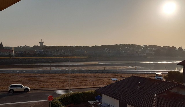Appartement Avec 2 Chambres Idéalement Placé à 150 de la Plage