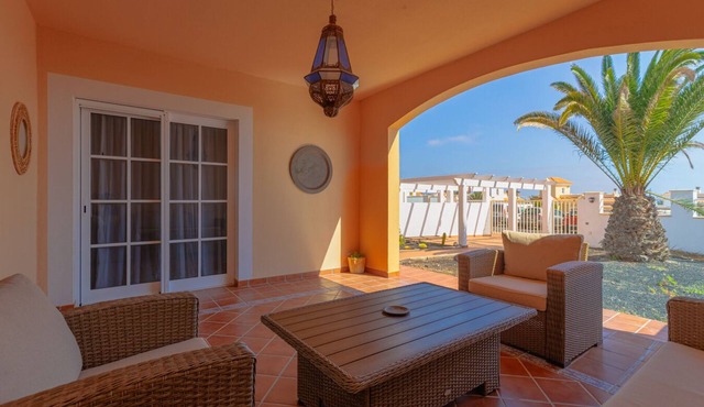 Ares Home Private Villa with Garden, Pool, Barbecue and Golf.