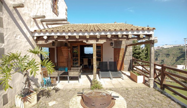 Azuaje Mountain Hideaway House Moya