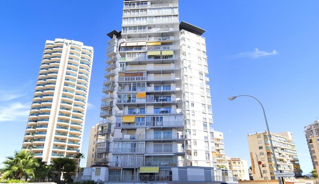 Beautiful apartment for 4 guests with WIFI, A/C, TV and terrace