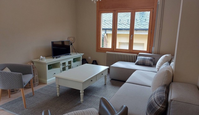 Beautiful apartment in Llivia with WiFi and pool