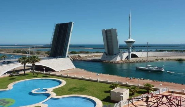 Beautiful house in La Manga The pedruchillo. First line beach garage and pool