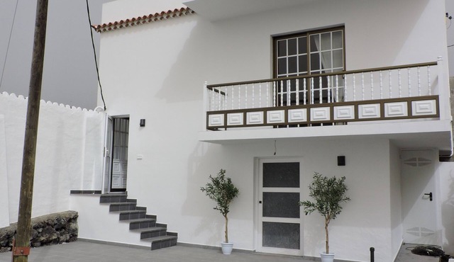 Casa Con Piscina Aislada, a 5 minutos de la playa y con atardeceres mágicos