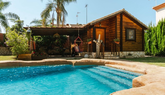 Casa de Madera con Piscina Privada