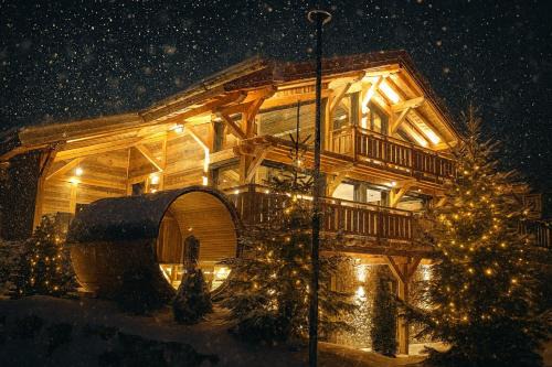 Chalet Aguila - Jacuzzi et sauna panoramique - vue spectaculaire