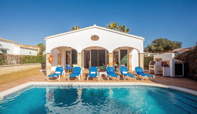 Chalet Villa El Pinar 5 with Pool, Wi-Fi, Terraces & Garden