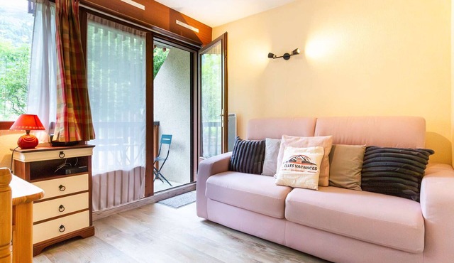 Charming Studio for 4 in Saint Lary with Free WiFi, Balcony, Jacuzzi, Gym, and Sauna