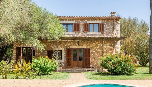 Country Home "Mirabo Ramonet" with Mountain View, Wi-Fi, Pool, Garden & Terrace