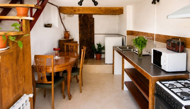 Cozy apartment in Xares, a prime spot to enjoy the eclipse