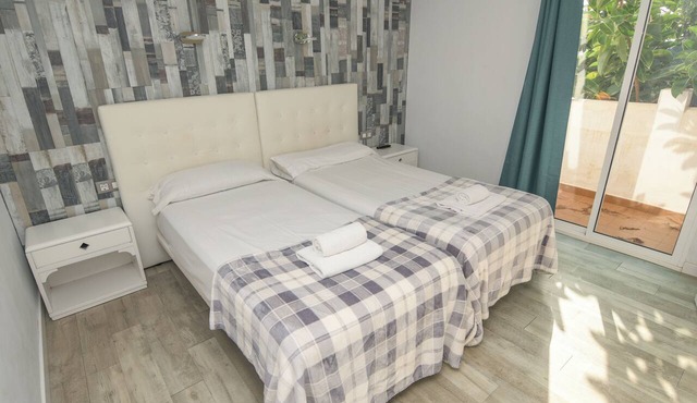 Double Room - Home dór