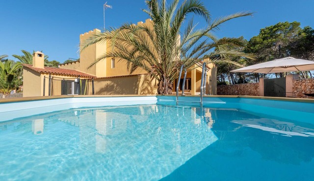 Dream House "Villa Del Mar Mondrago" 200m from the Beach, with Terrace, Balcony and Wi-Fi