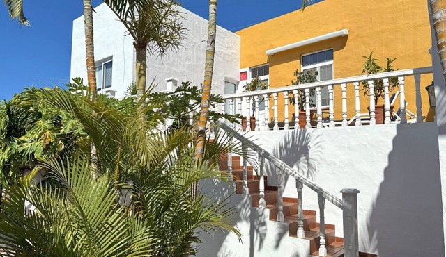 El Monte 2 - El Monte