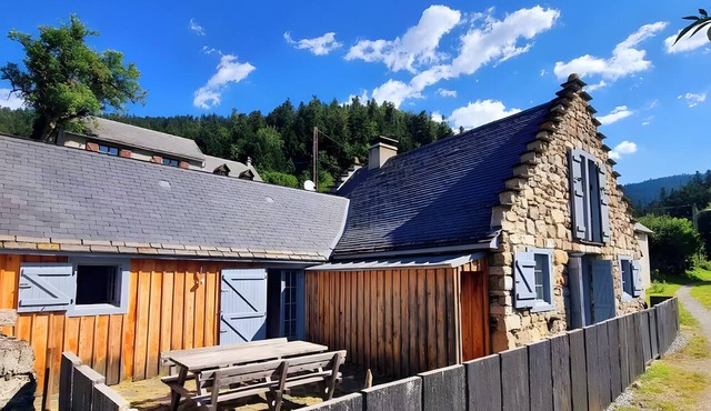 Era Borda – Renovated Former Sheepfold at the Foot of Col d’Aspin