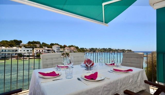 Es Balcó Holiday Home in a Seafront Location for 8 People in Portopetro