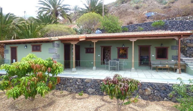 Finca mit Wasserblick by Interhome