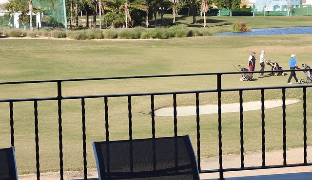 Frontline Townhouse, Beautifully Furnished, Private Pool, Full a/c, Wi-Fi