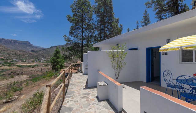 GC0275 Holiday cottage in Chira with shared pool