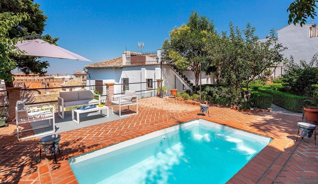 Genteel Home Carmen del Ciprés