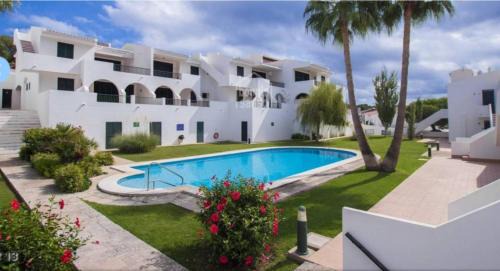 golf & beach holiday home