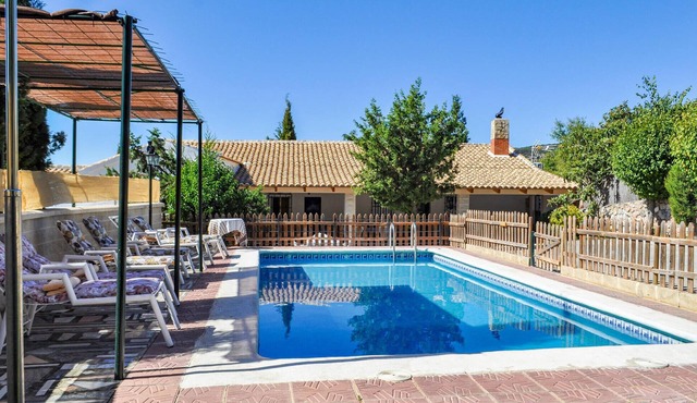Gorgeous home in Montefrío with private swimming pool, can be inside or outside