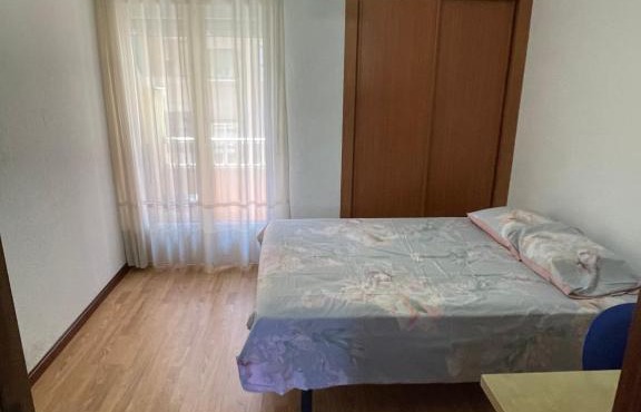 Habitación privada con terraza Madrid Rio