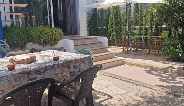 "Hamaika Eguzkilore"@MARISOL: 350m to the beach, community pool, A/C, WiFi, dog beach